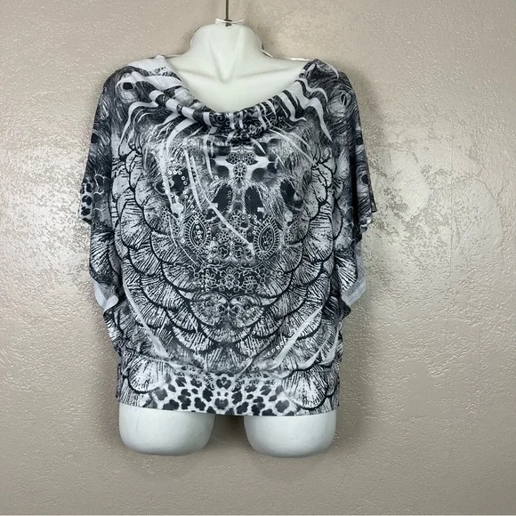 5 for $30 One world Women gray white floral blouse size M - Picture 1 of 16